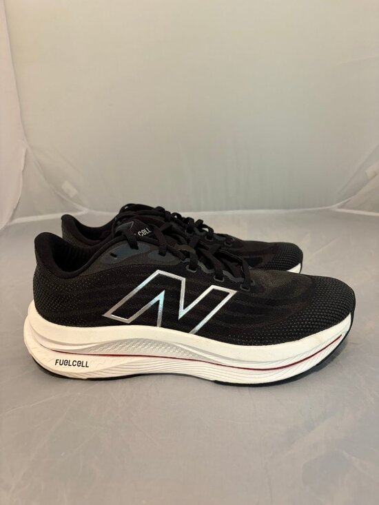 New Balance Fuel Cell Walker Elite 2E wide men’s running shoes size 8.5 MWWKELB1 main image 7